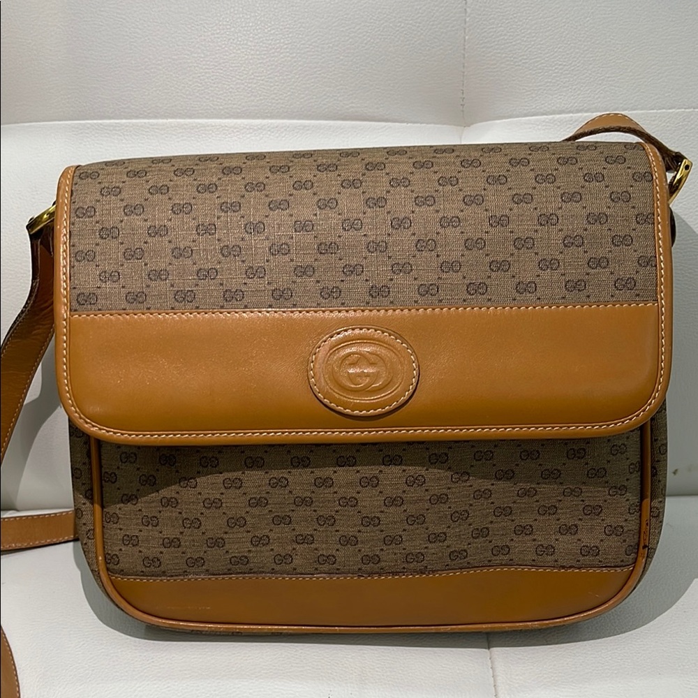 Authentic Gucci GG crossbody bag